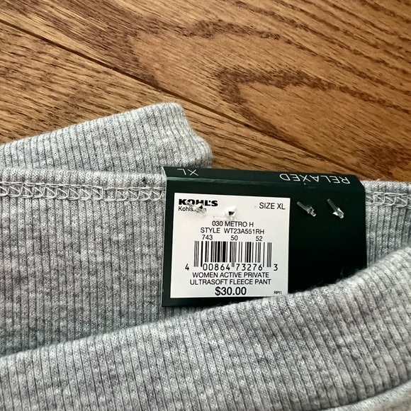 Tek gear relaxed fit sweatpants. Size XL. Black and gray - Picture 5 of 7